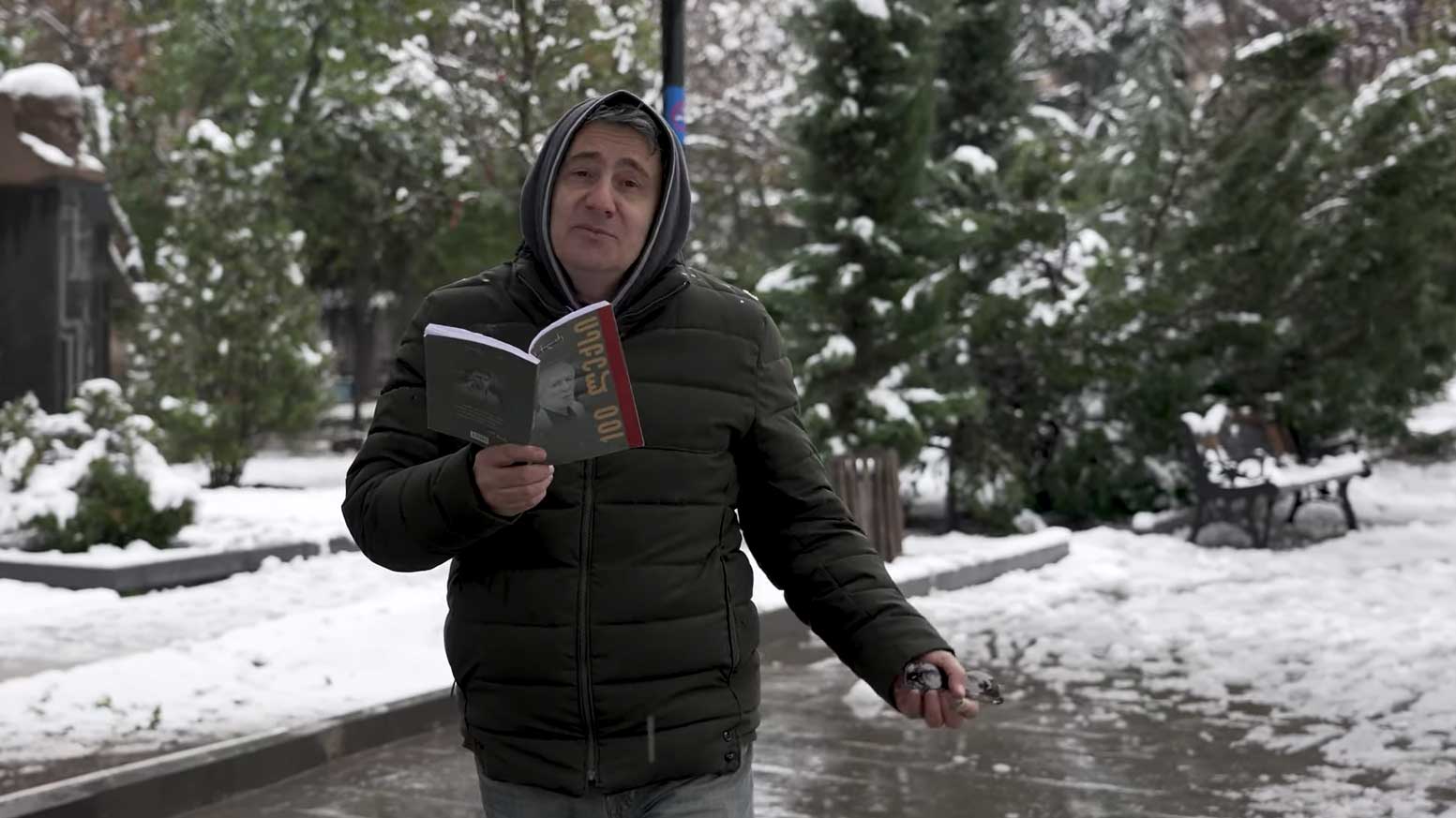 DAVID TURASHVILI RECITES OTAR CHILADZE'S POEM "STILL RAINS OUTSIDE"