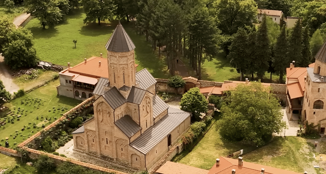 The monastery of Akhali Shuamta